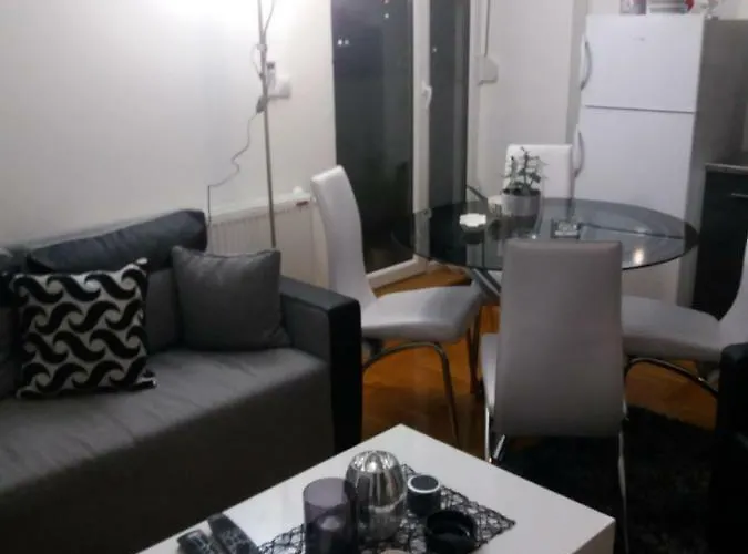 Jasna 아파트 Vrnjačka Banja